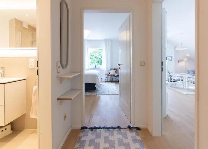 Apartment Strandallee 18