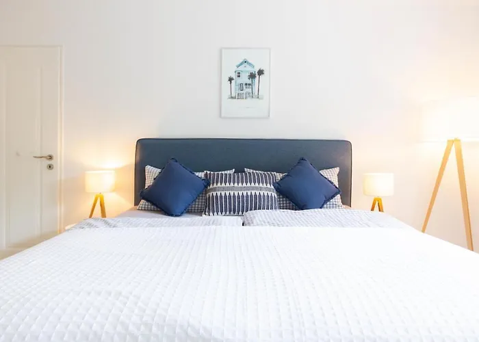 Apartment Strandallee 18 *